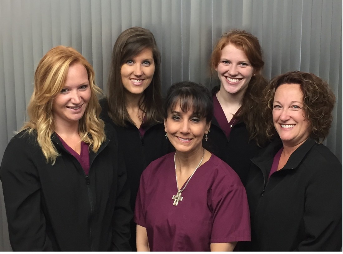 Top-Rated Dentist North Royalton OH - Dr. Lisa Elias - gp