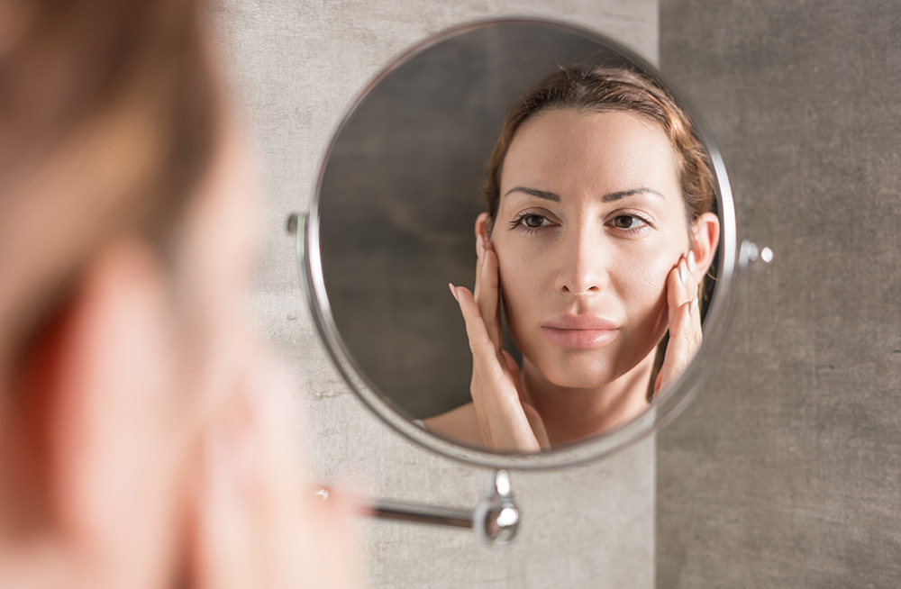 Facial Esthetics Brunswick OH: Botox & Juvederm | Dr. Lisa Elias - womanInMirror
